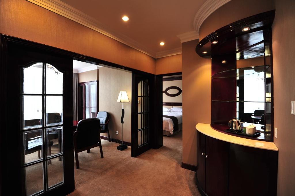 Jiande Yinyuan Hotel Tangcun ภายนอก รูปภาพ