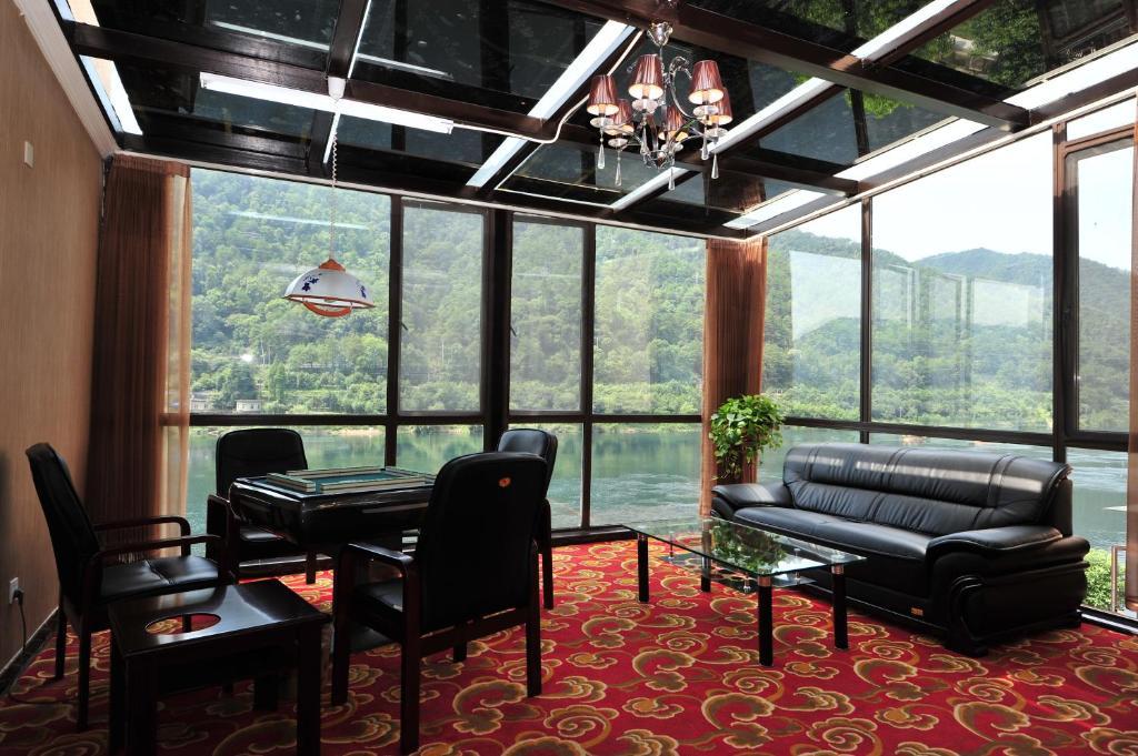 Jiande Yinyuan Hotel Tangcun ภายนอก รูปภาพ
