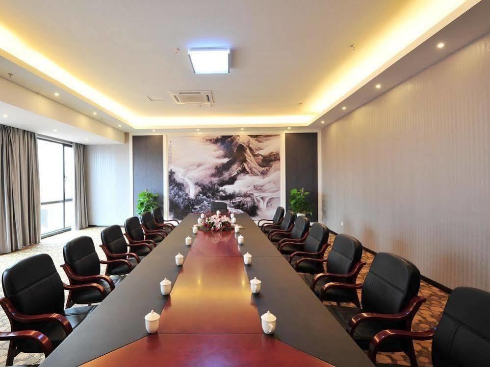 Jiande Yinyuan Hotel Tangcun ภายนอก รูปภาพ